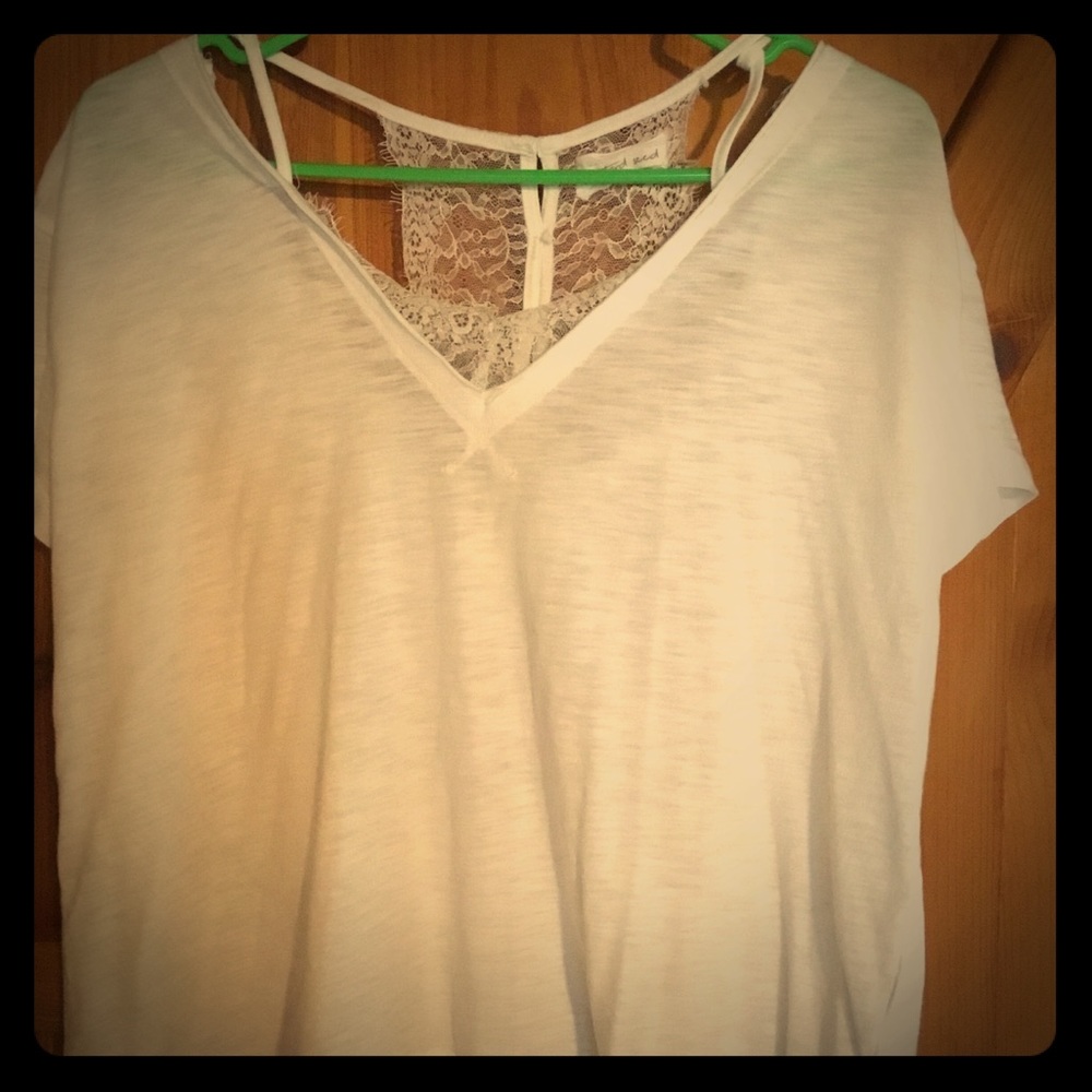 Boutique cold shoulder top—Medium